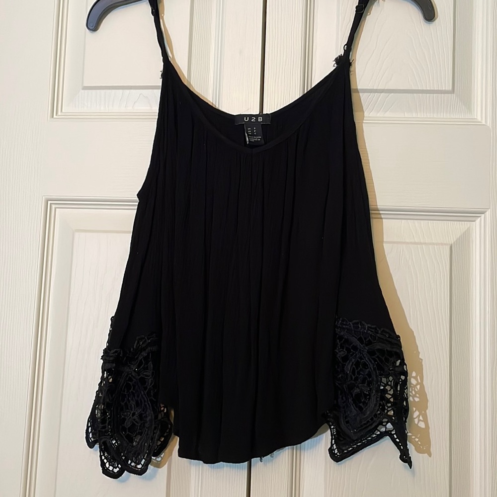 2/$8❗️U2B | open shoulder stylish top - Picture 2 of 6